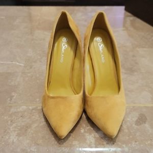 (3/$20) Mustard Yellow Heels